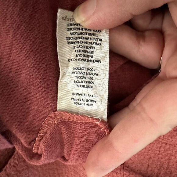 Soft Surroundings Neroli Asymmetrical Hem Tee Red Clay Size Medium - Picture 9 of 14